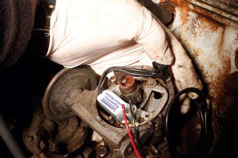 Electronic ignition for your classic car .